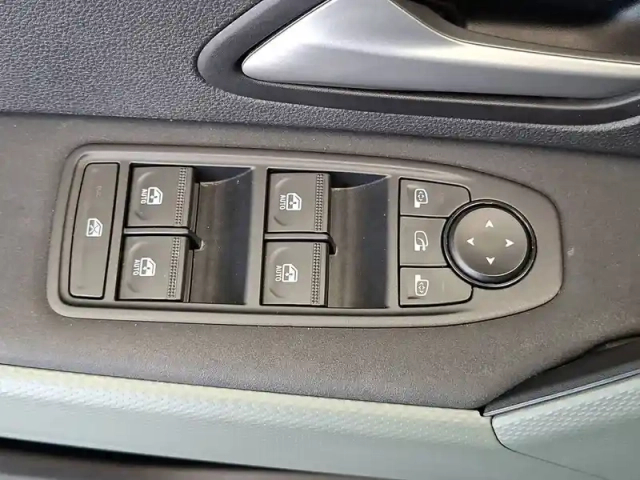 Dacia Duster eco-g 100 — photo 30
