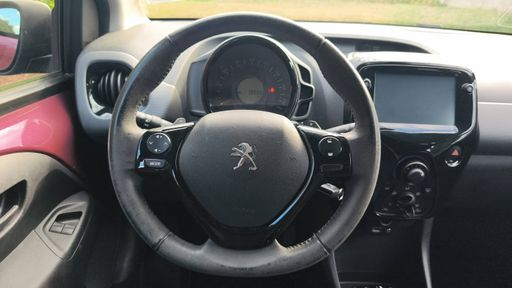 Peugeot 108 1.0 VTi 72 BMP5 - Style – 2018 – 19586 km – Essence – Boîte Robotisée — photo 38