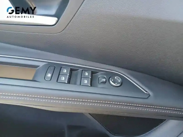 Peugeot 3008 hybrid 225 e-eat8 — photo 16