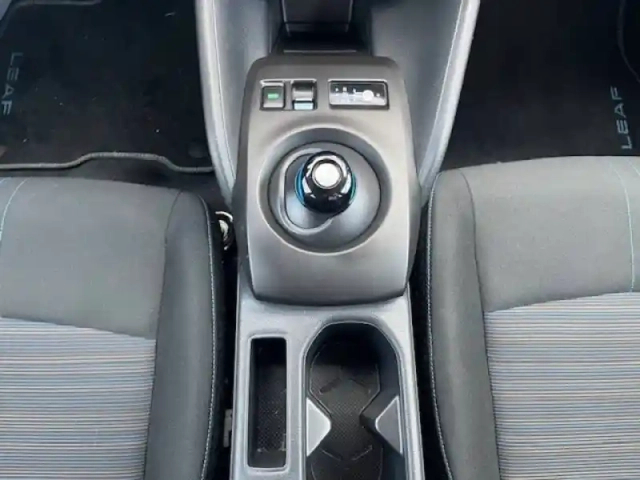 Nissan Leaf electrique 40kwh — photo 16