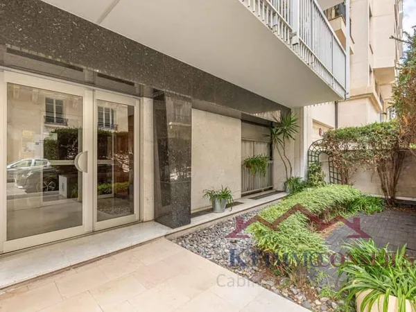 Appartement 2 pièces 64 m²