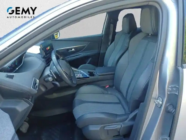 Peugeot 3008 hybrid4 300 e-eat8 — photo 9