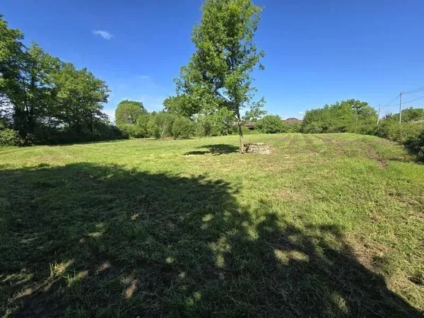 Terrain constructible 6065 m²