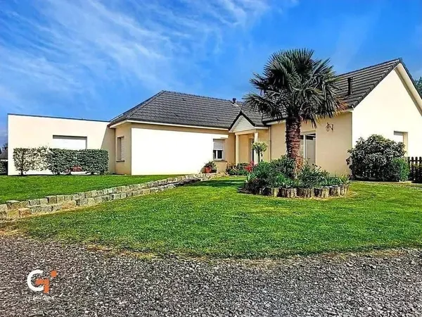 Maison de plain-pied 9 pièces 190 m²