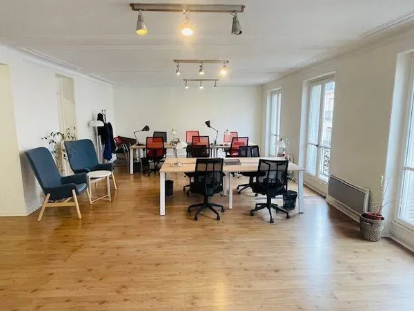 Bureaux 107 m²