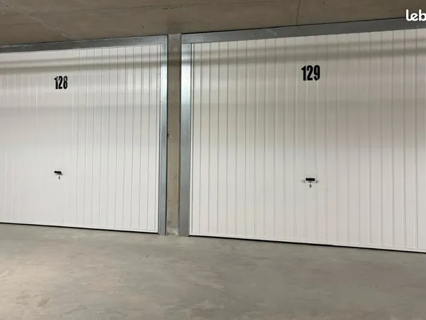 Garage ensous sol isle d'abeau