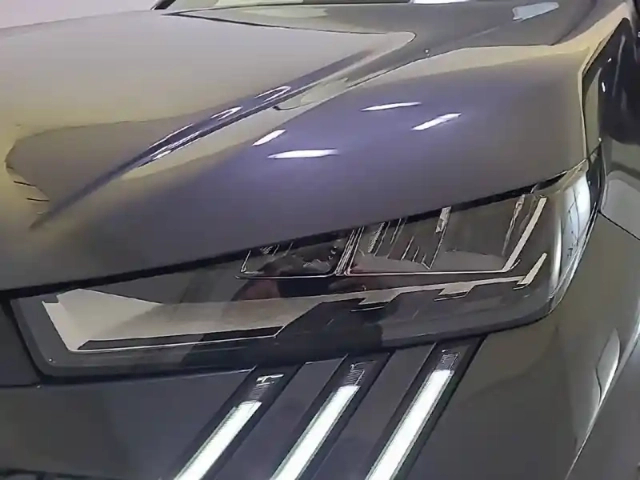Peugeot 3008 hybrid 145 e-dcs6 — photo 16