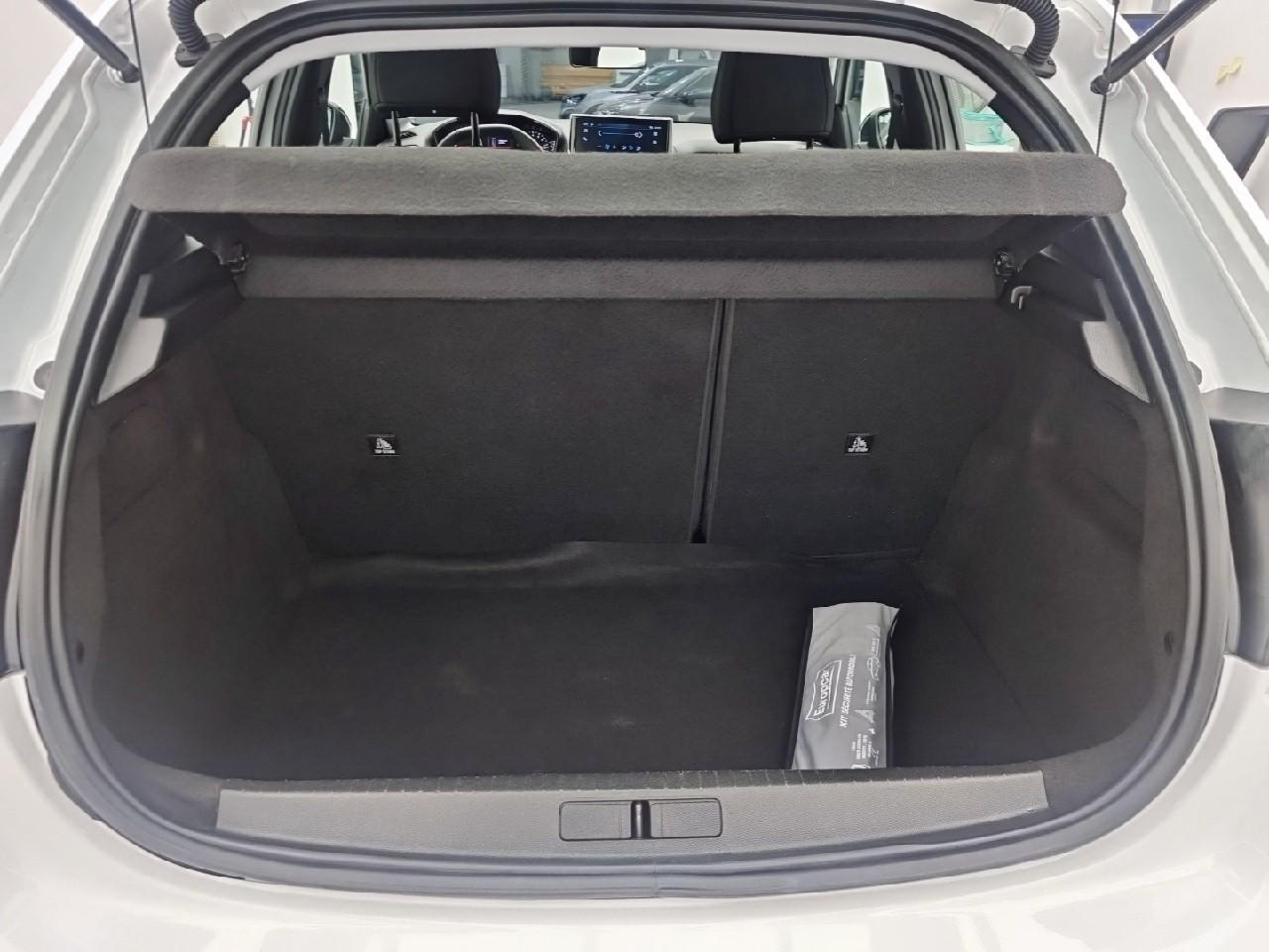 Peugeot 208 100 s&s bvm6 style — photo 14