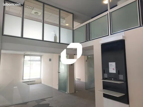 Bureaux 221 m²