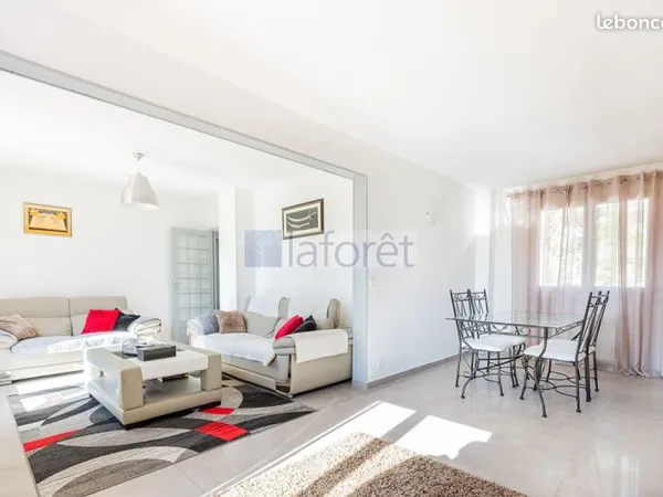 Maison 6 pièces 99 m²