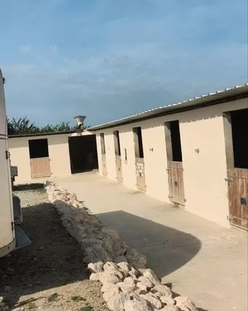 Écurie Toulouse a vendre