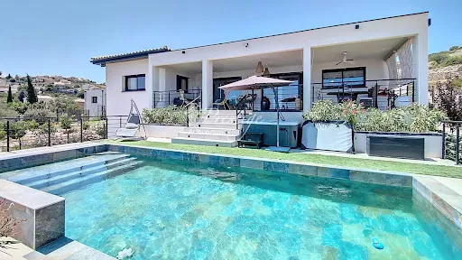 Villa 5 pièces 150 m²