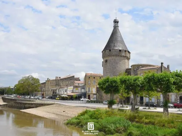 LIBOURNE CENTRE