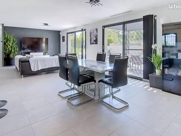 Maison 5 pièces 100 m²