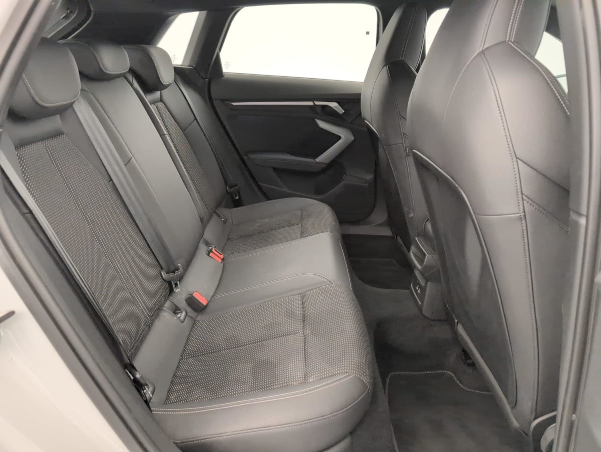 Audi A3 Sportback — photo 10