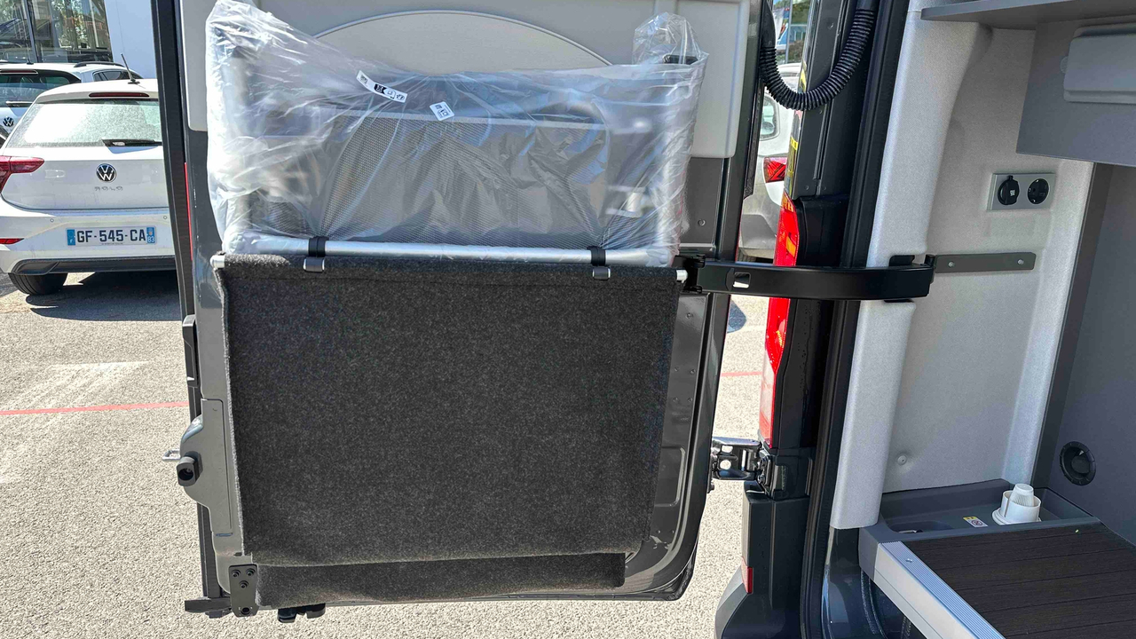 Volkswagen Utilitaires Grand California 600 3.5t 2.0 TDI 163 EU6 BVA8 — photo 17