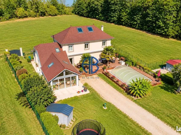 Maison 7 pièces 173 m²