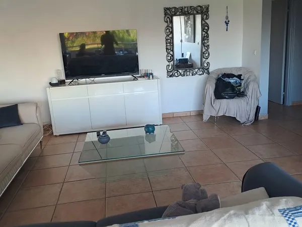 Colocation Etudiante ou Jeune Femme seule