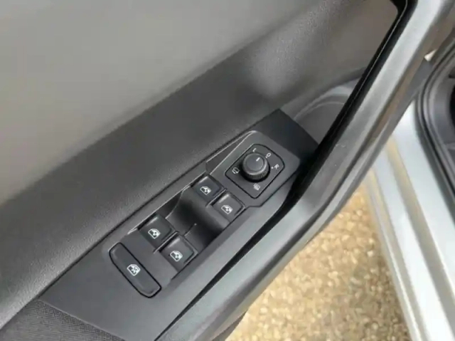 Volkswagen Polo 1.0 tsi 95 s&amp;s dsg7 — photo 13