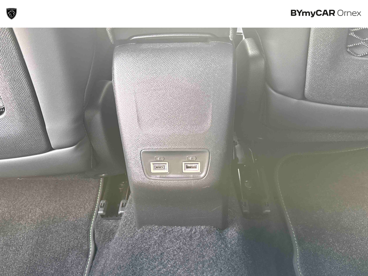 Peugeot 2008 PureTech 130 S&amp;S EAT8 — photo 39