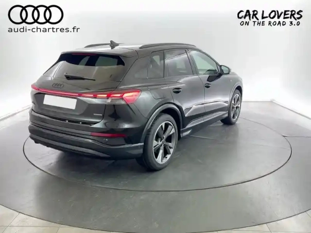 Audi Q4 E-Tron 45 285 ch 82 kwh quattro — photo 7