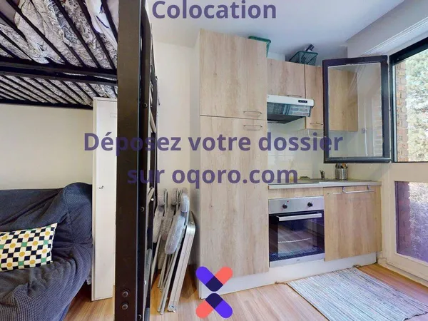 Studio 7 pièces 89 m²