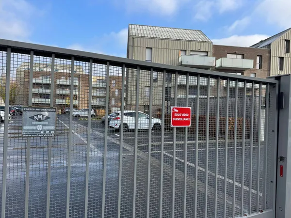 Parking 12 m²