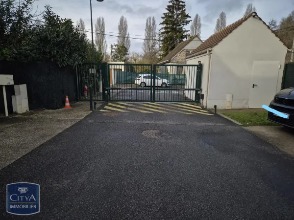 Stationnement Location Saint-Ouen-l'Aumône   52€