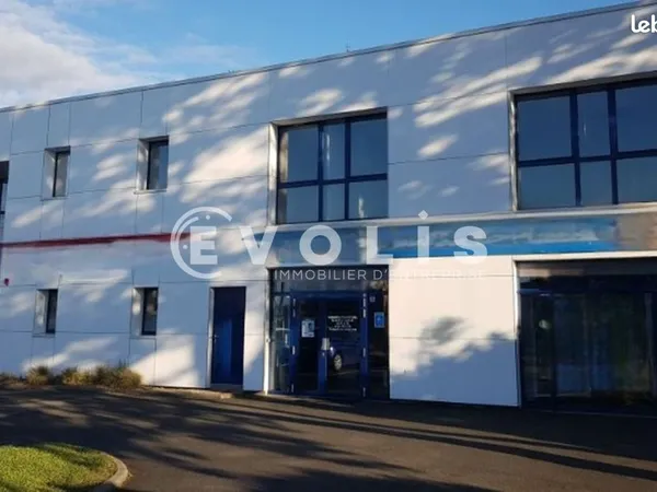 Bureaux 222 m²