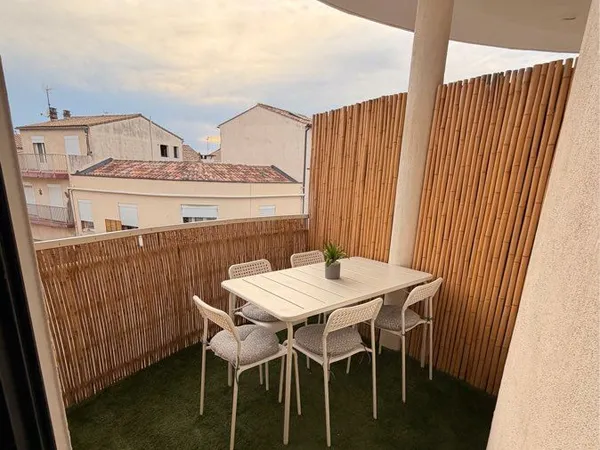 Location: T2 meublé 38 m² - Centre Grau-du-Roi - 550cc
