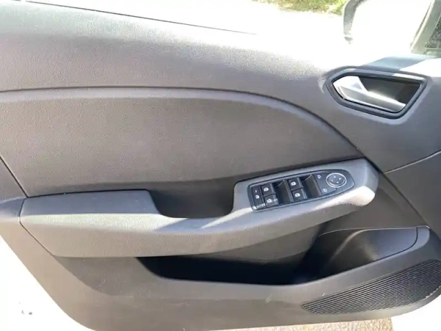 Renault Clio eco-g 100 ch gsr2 — photo 11
