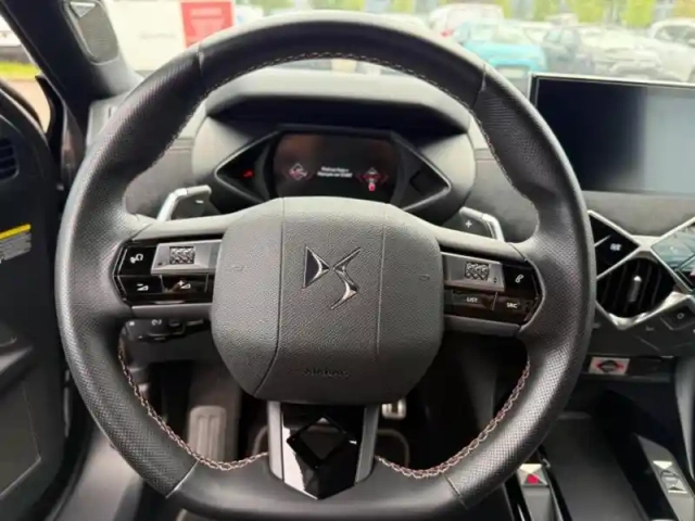 Ds Ds 3 crossback puretech 130ch performance line automatique 7cv — photo 8