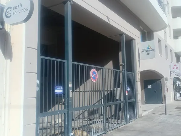 OFFRE EXCEPTIONNELLE - PARKING DANS RESIDENCE SECURISEE