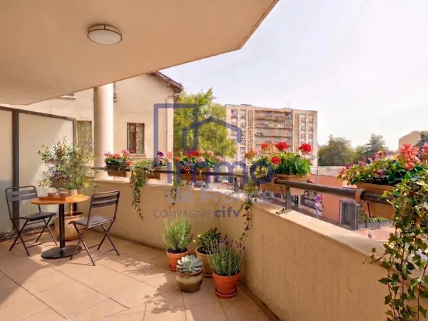 T2 de 49 m² avec Balcon - Hyper centre de Saint-Fons