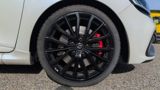 Renault Clio RS 1.6 Turbo 220 EDC6 - Trophy – 2018 – 40804 km – Essence – Boîte Automatique — photo 18