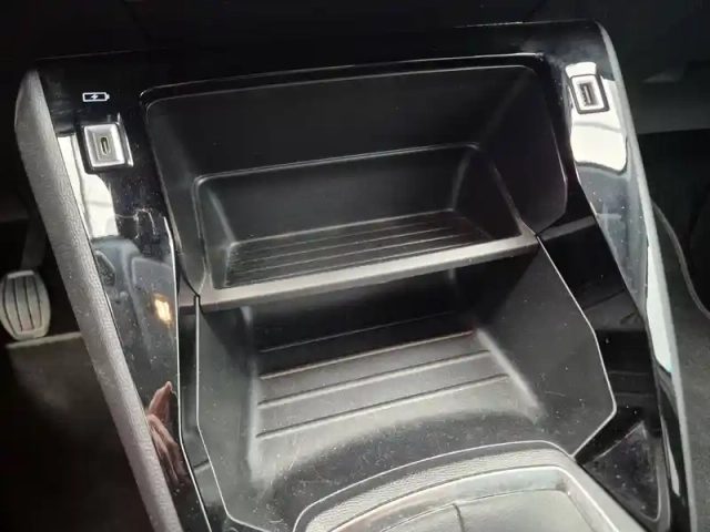 Peugeot 208 puretech 100 s&amp;s bvm6 — photo 29