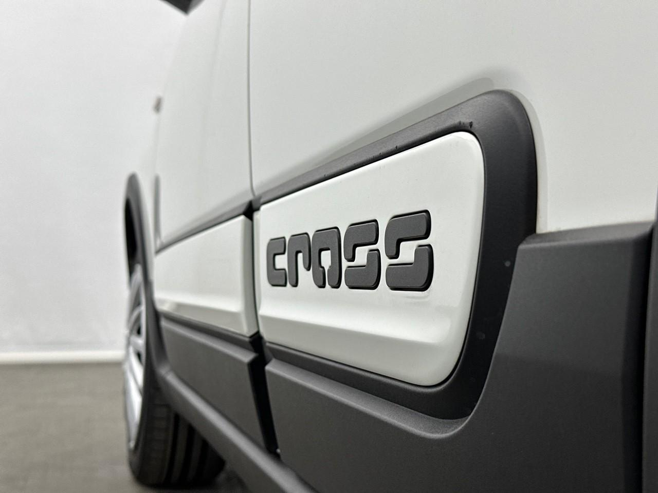 Fiat Panda 0.9 85 ch twinair s/s city cross — photo 31
