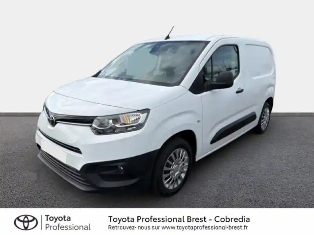 Toyota Proace city medium 100 d-4d business — photo 1