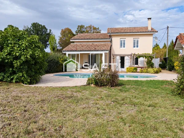 Maison 5 pièces 166 m²