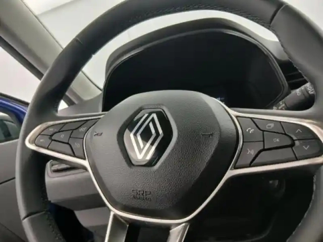Renault Clio 1.5 blue dci 100ch evolution - 24 — photo 14