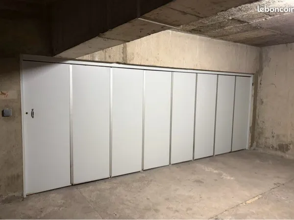 Double garage centre ville la grande motte