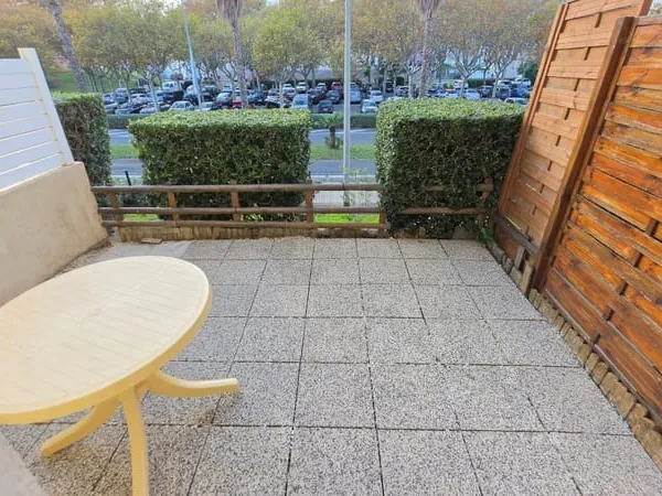 LE CAP D'AGDE: T2 rez de jardin / PARKING secteur LES FALAISES/MÔLE
