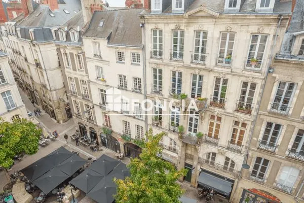 Appartement 3 pièces 101 m²