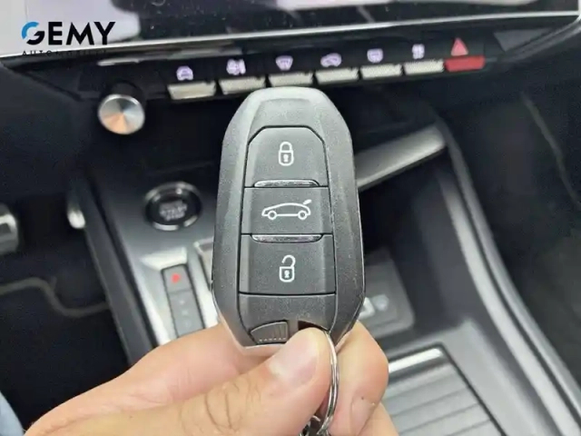 Peugeot 308 puretech 130ch s&amp;s eat8 — photo 20