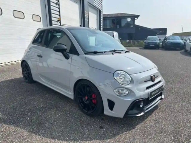 Abarth 500 1.4 turbo t-jet 180ch 695 70 anniversario — photo 10