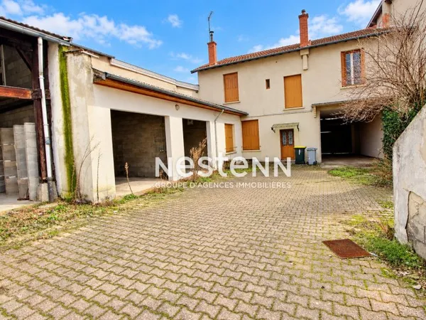 charrerad: Maison de ville idéal investisseur colocation