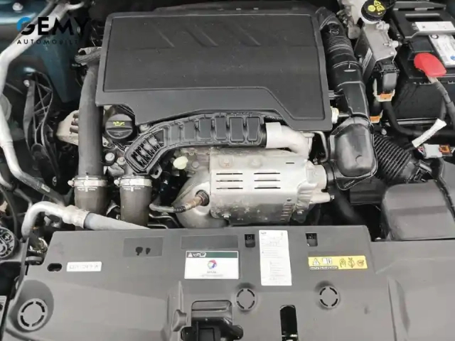 Peugeot 308 sw puretech 130ch s&amp;s bvm6 — photo 3