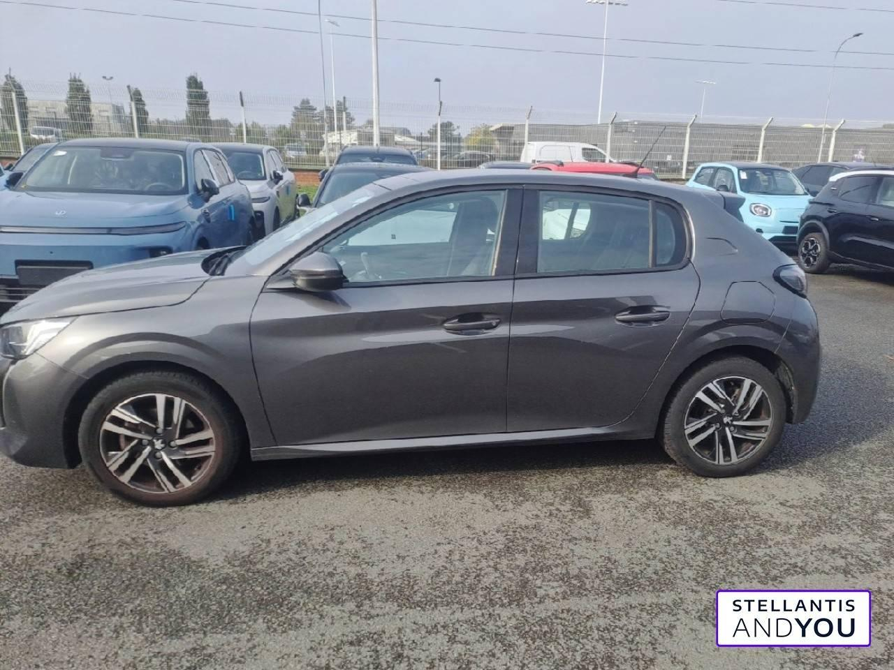 Peugeot 208 puretech 100 s&s bvm6 allure — photo 9
