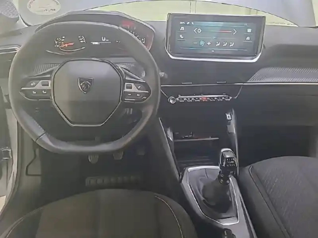 Peugeot 208 puretech 100 s&amp;s bvm6 — photo 8