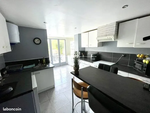 Maison 4 pièces 97 m²